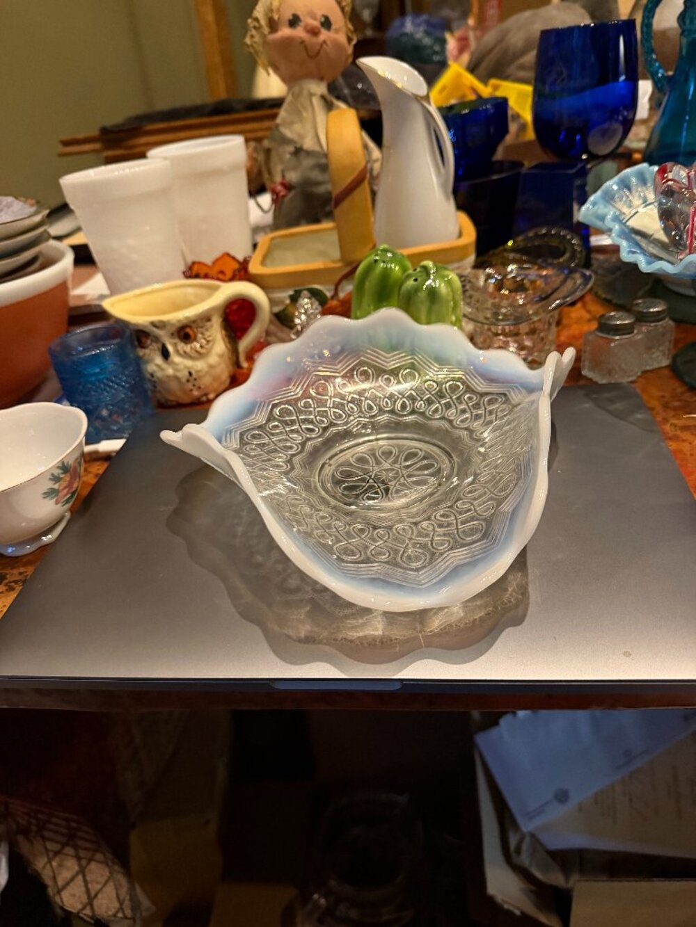 Antique Opalescent "Many Loops" Pattern 1903 Jefferson Glass Co. Tri-Fold Dish